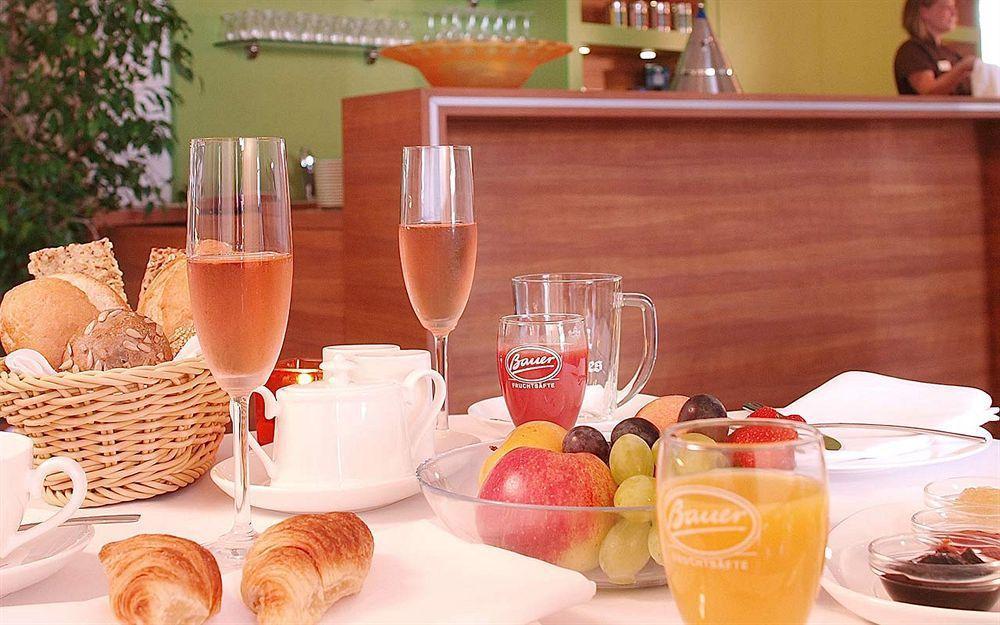 Hotel & Spa Sommerfeld - Adults Only Kremmen Exterior photo